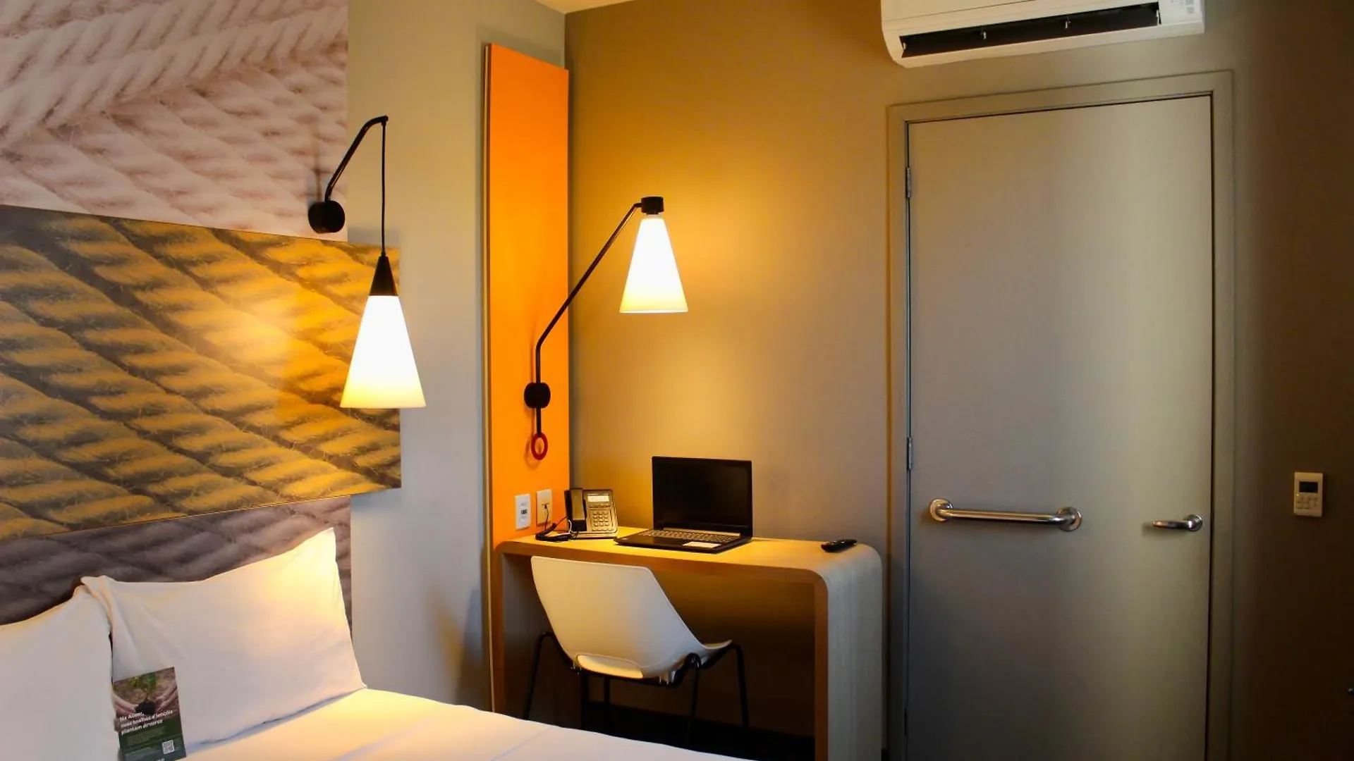 Ibis Natal Hotel 3*,